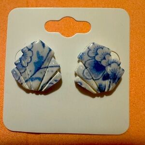 Blue and white earrings